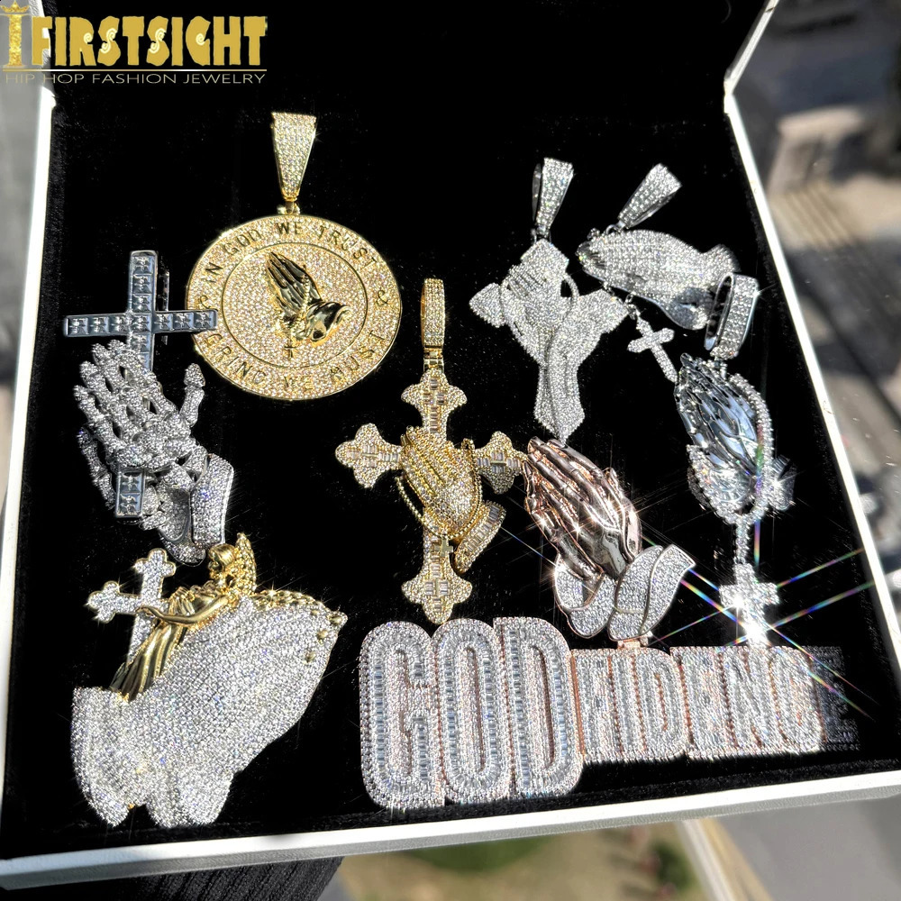 Iced Out Devout Hands Praying Cross Pendant Necklace for Men Prong Setting Cubic Zirconia Letter God Fidence Hip Hop Jewelry 250920