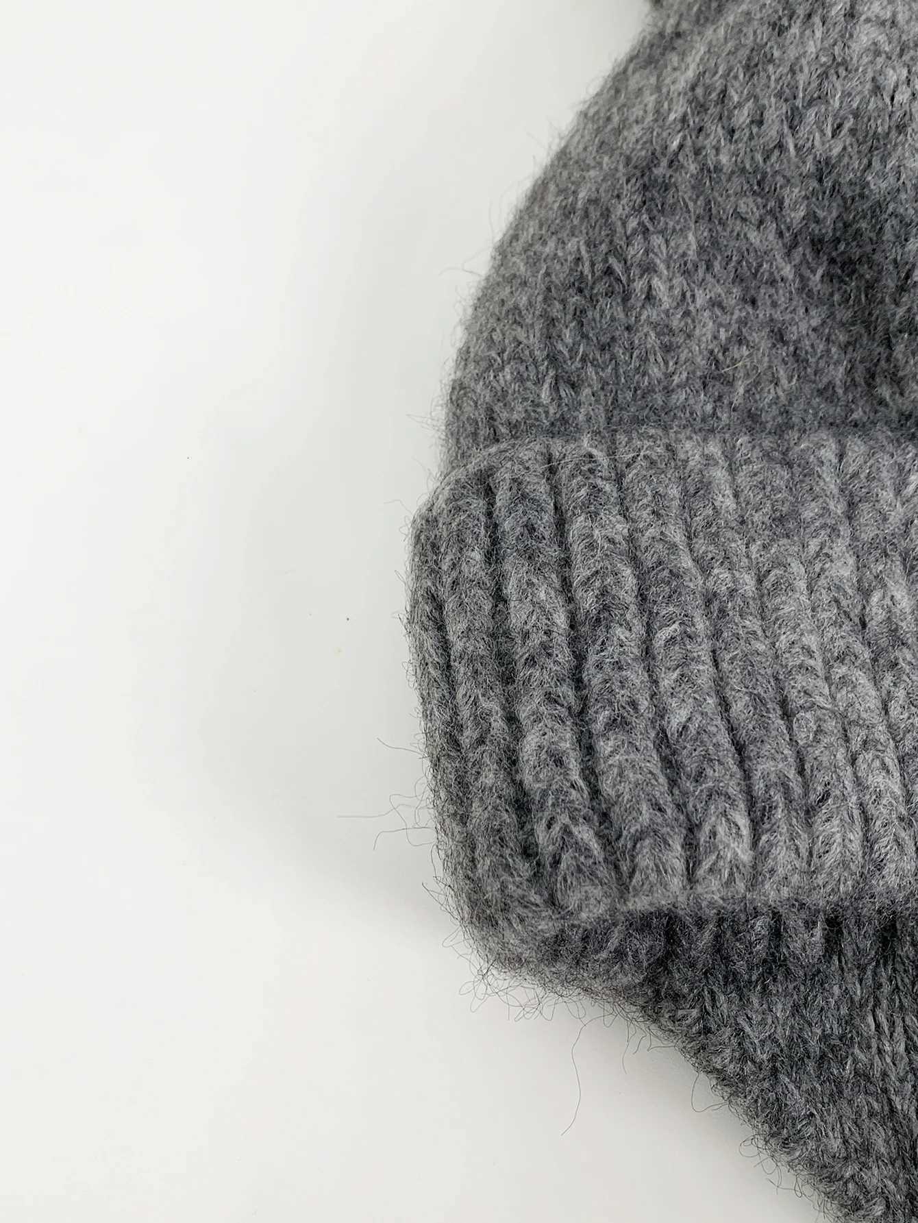 Mixed Color PP Knit Hat Fashionable Winter Warm EarProtecting Lei Feng Hat with PP Tie Wool Knitted Hat for Wen Y250920