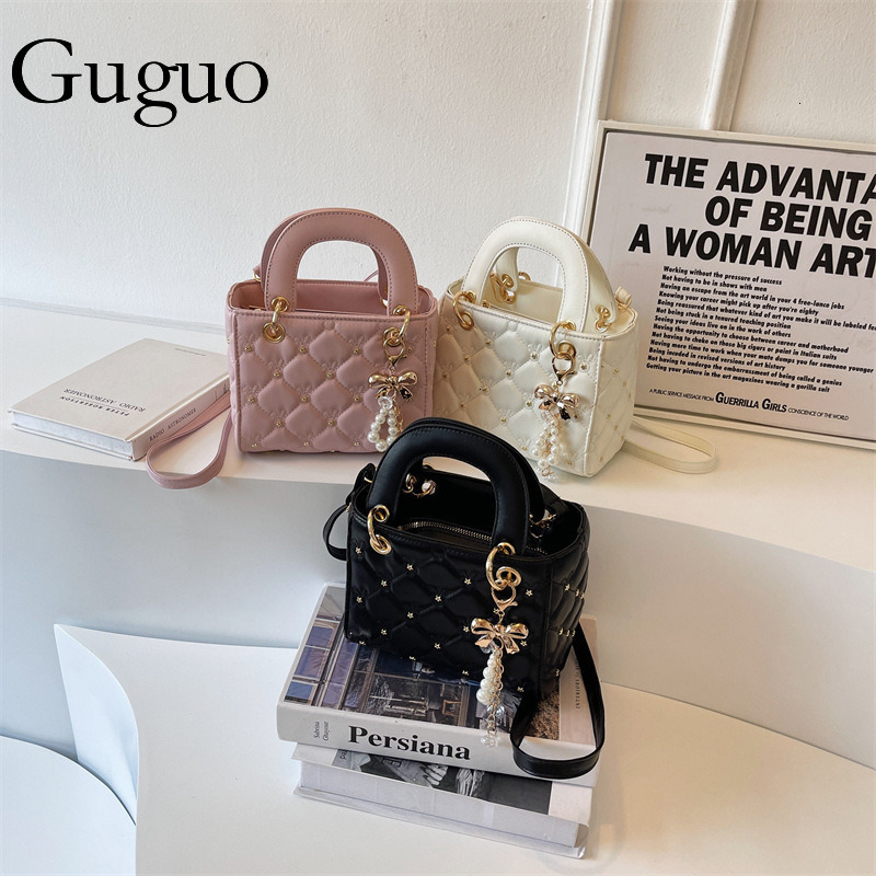Guguo Designer Bag Quilted Embroidery Small Bag For Women 2025 Summer New Fashionable Single Shoulder Crossbody Luxury Bag Bag Stylish Handheld Small 