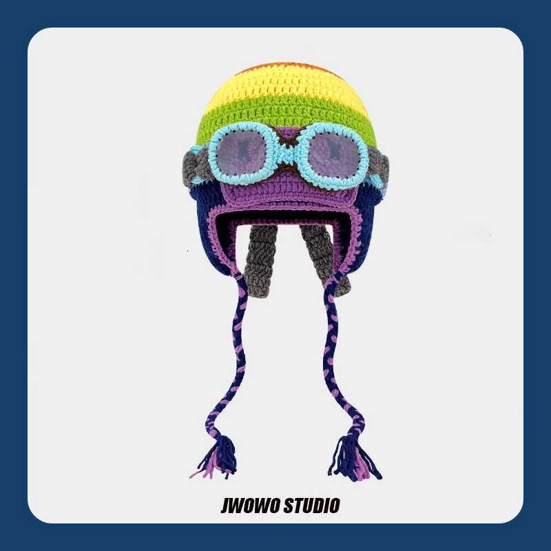 Korean Niche Handcrocheted ot C Mens and Wens Autumn and Winter Funny es Ear Protectors Knitted Bber Hats Y250920