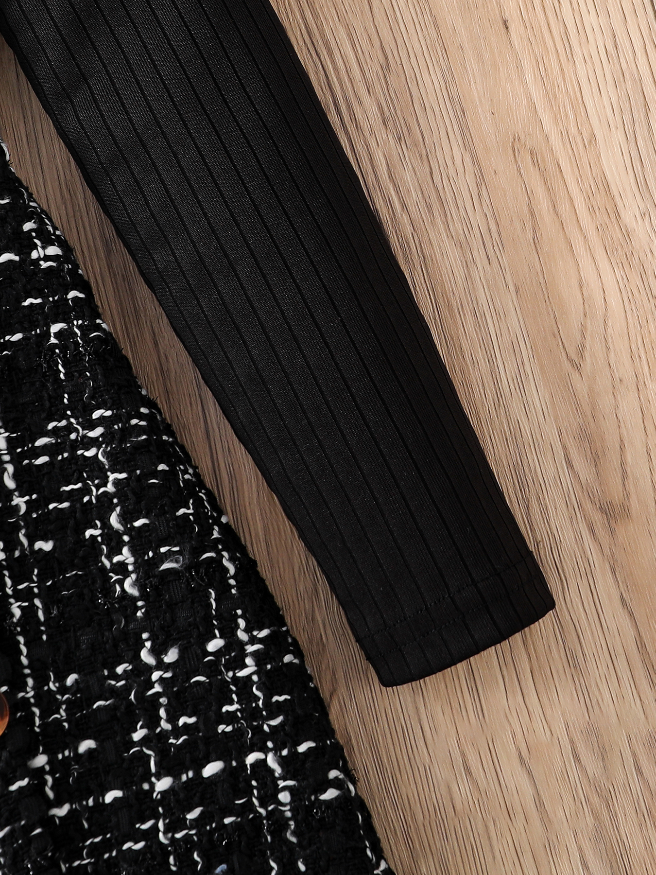 Toddler Girl 2pcs Set: Black Ruffled Sleeve Top & Tweed Plaid Skirt, Elegant Little Girl Outfit-KJ1C4469A