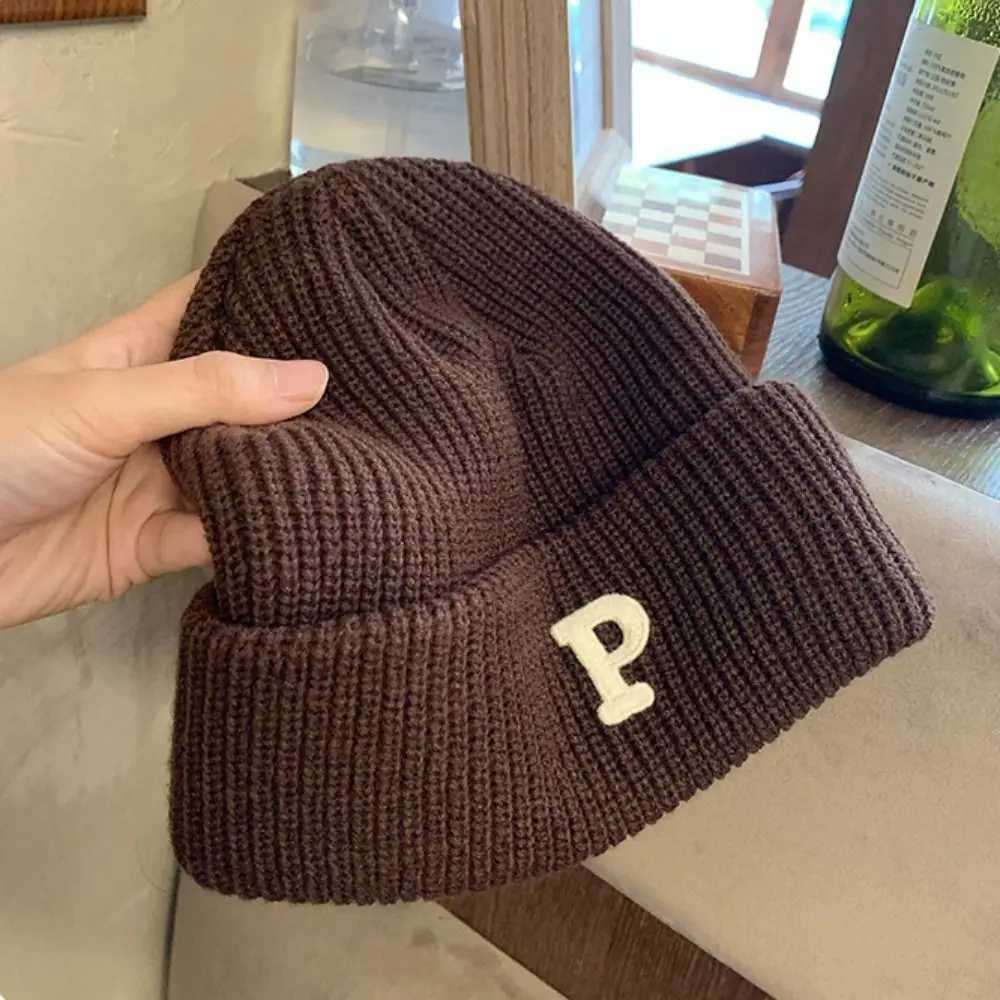 New High Quty Birtay Gift Winter Warm Fleece Warm Knitted Hat Pletter Woolen Yarn Knitting C Hat Cuff Knit Beanie Men Y250920