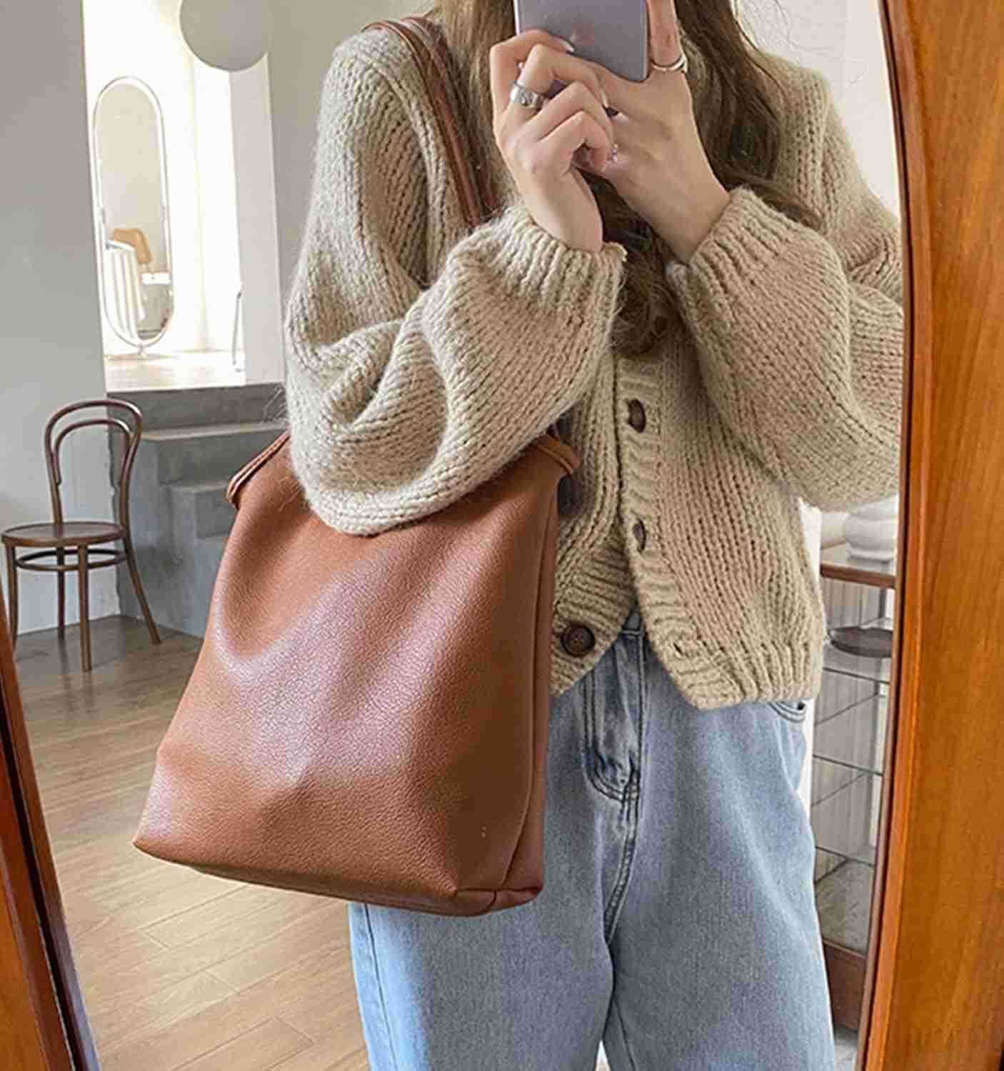 Womens Brown Large Hobo Tote Bag Soft Vegan Crossbody Handbag with Top Handles and Shoulder Strap Z250922