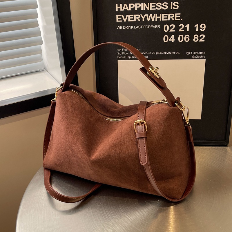 Free shipping vintage scrub small armpit bag autumn and winter new all-match female bag popular cross-body bag shoulder tote bag