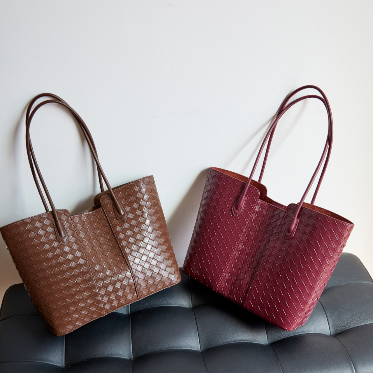 2025 Autumn New Exquisite and Simple Design Large Capacity Japanese Fashion Leisure Crossbody Bag Retro Multi functional Student Small Square Shoulder