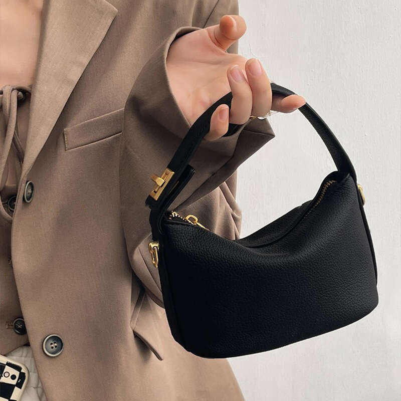 Niche Design High-End for Women Black Crossbody Small Bag 2025 New Simple Soft Leather Ladies Handbag - view 8