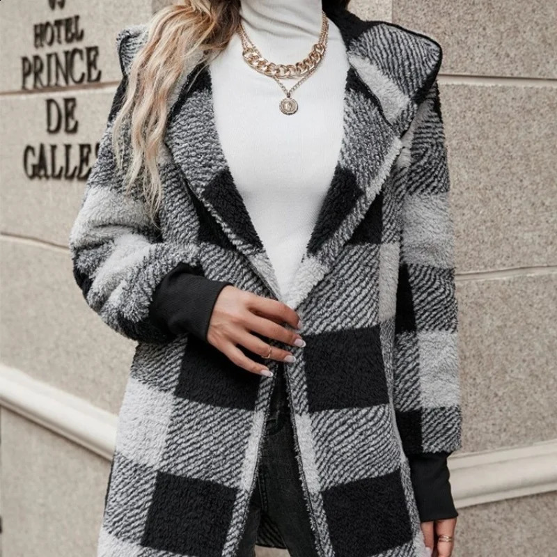 Women Autumn Winter Double Fleece Plaid Cardigan Soft Loose Long Sleeve Plush Warm Hooded Jacket Female Patchwork Outerwear Coat 250923