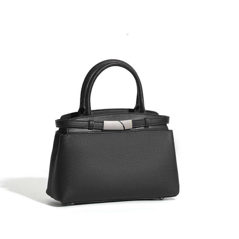 Luxury bag New Genuine Leather Fashion for Women Single Shoulder Small Square Stylish Crossbody Bag Simple Trendy Versatile s