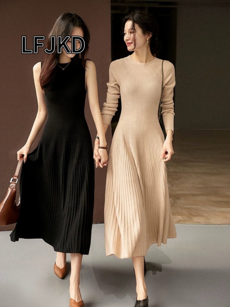 K2214 Autumn and winter new pure wool round neck knitted dress long sleeves women's warm solid color pleated long skirt