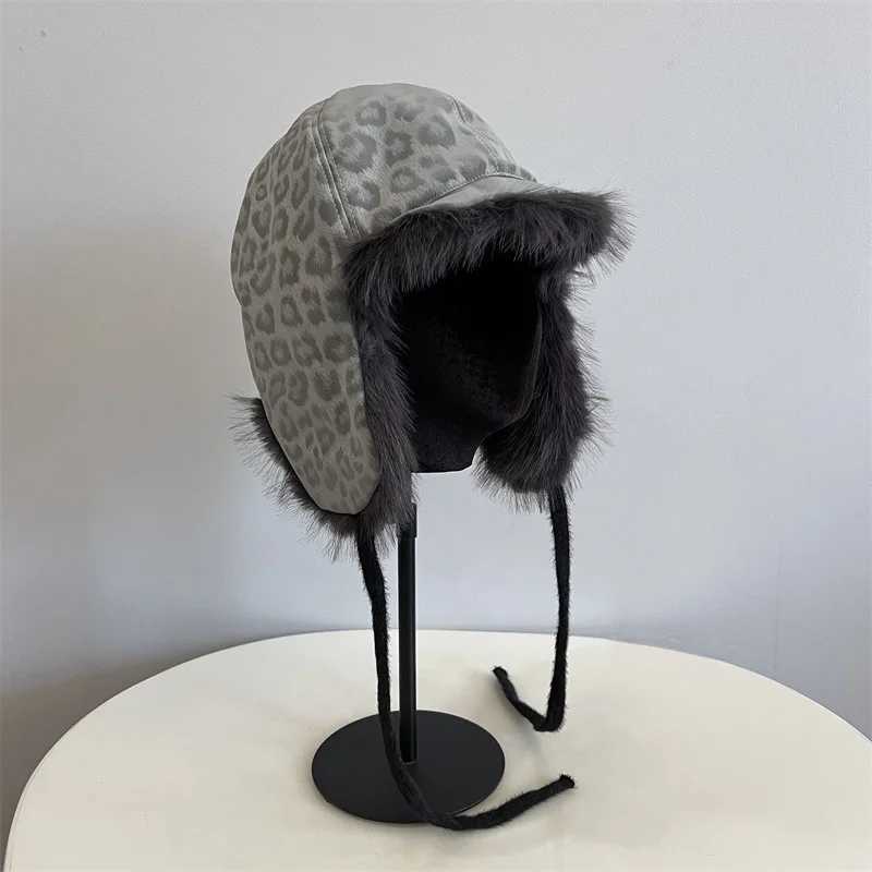 Winter Wen Men Leopard Print Ski Down Hat Imitation Mink Fur Bber Hats Outdoor Windproof Warm Cycling Ear Protection Cs Y250920