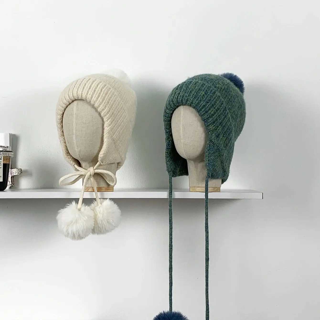 Mixed Color PP Knit Hat Fashionable Winter Warm EarProtecting Lei Feng Hat with PP Tie Wool Knitted Hat for Wen Y250920