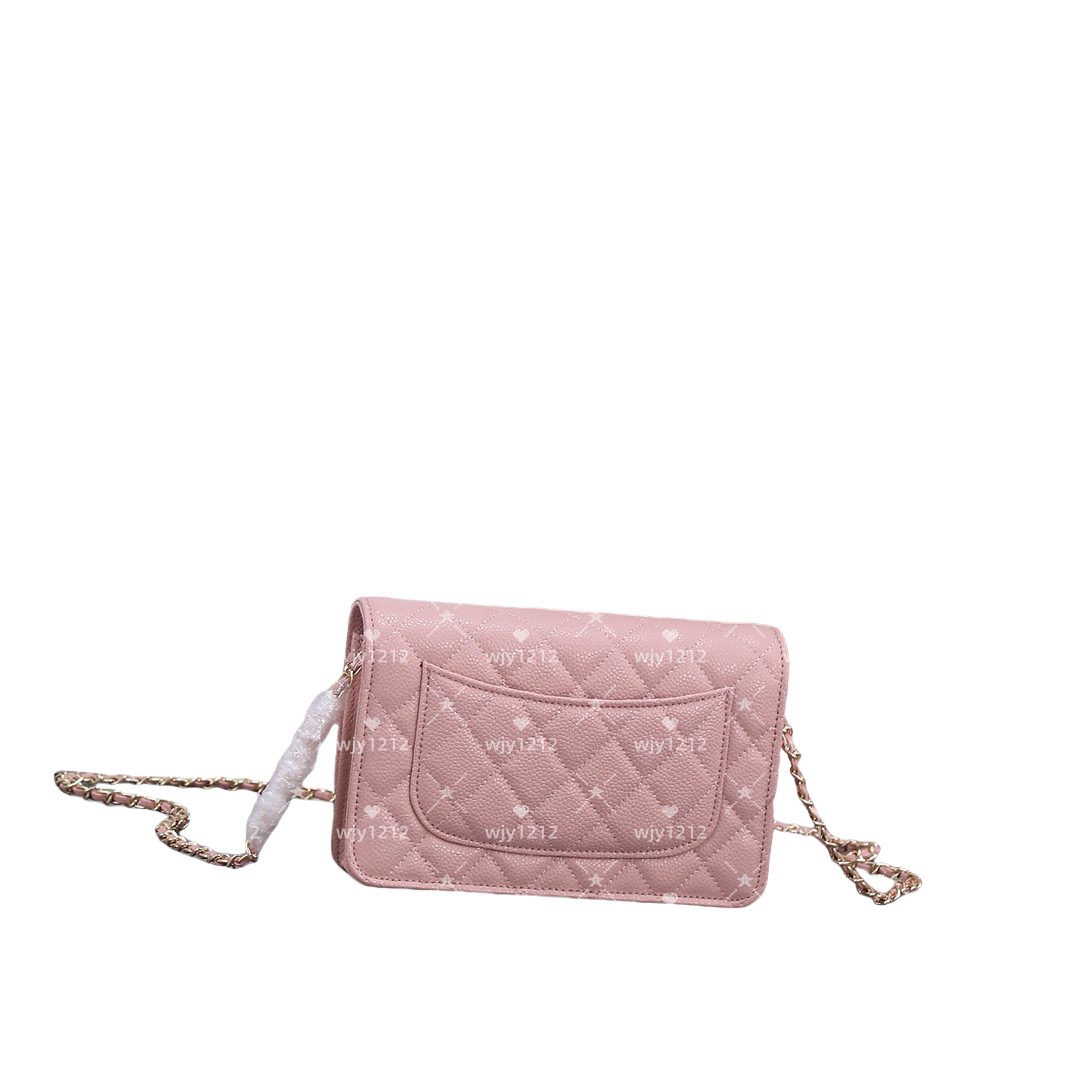 Chic Large Volume Handbag with Detachable Wallet Stylish Shoulderside Carry Option Available