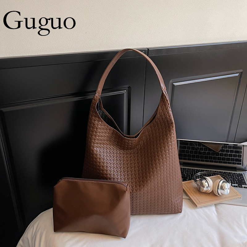 Guguo Designer Bag Vintage Large Capacity Bag Luxury Bag For Women 2025 Trendy Fashion New Simple Shoulder Bag Woven Pattern Casual Commuter Tote Bag