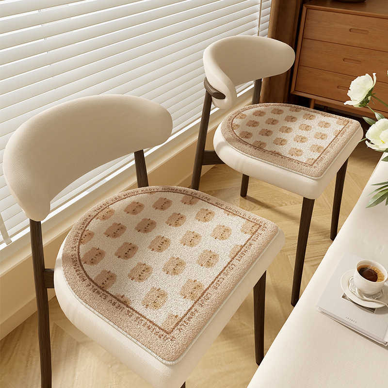 Cartoon Office Chair Cushion Washable StainResistant with Lock Edge Winter Insulation HorseshoeShaped Faux Cashmere Chair Seat Cushion C250922