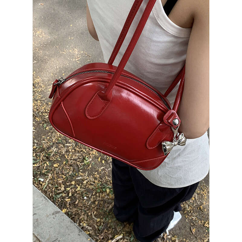 Niche Handheld Bowling for Women 2025 New Underarm Single Shoulder Red Wedding Bag
