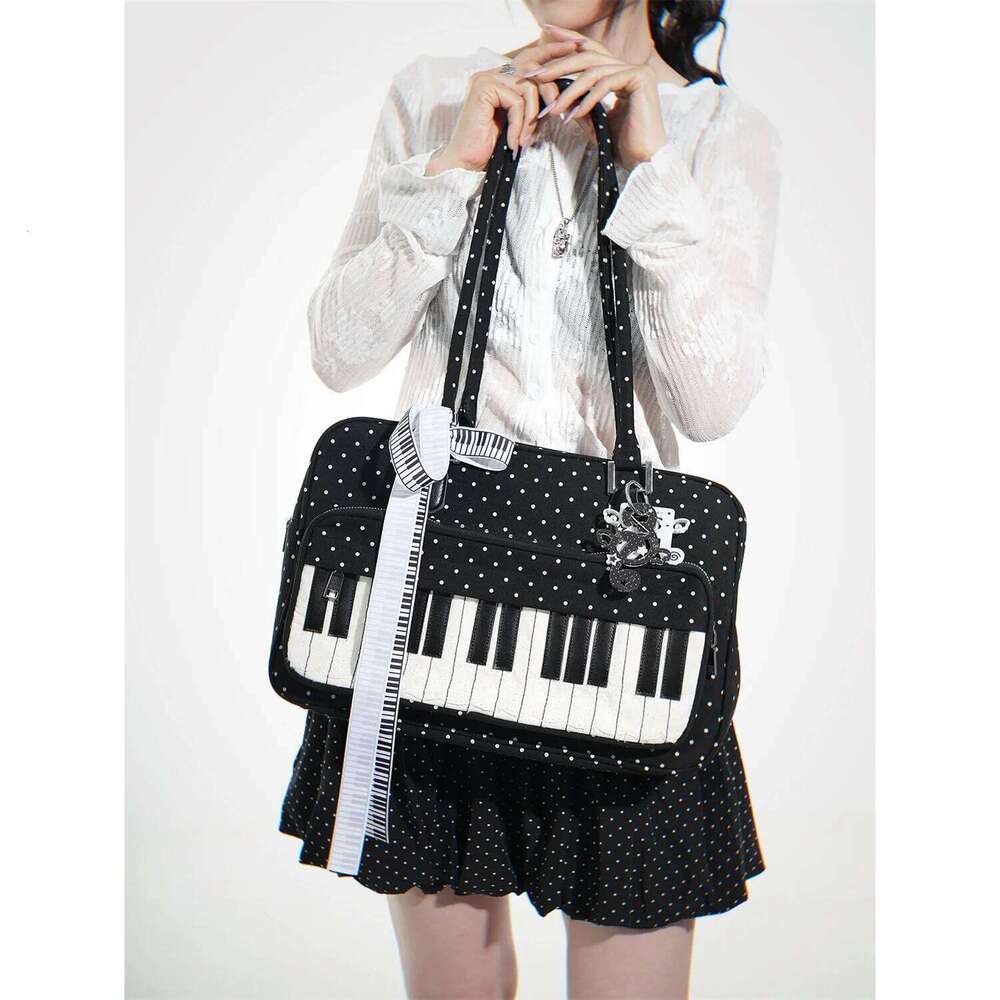 Designer Luxury European And American Fashion Personalized Abi Polka Dot Piano Appearance Design Square Women New Original Shoulder Bag Tide