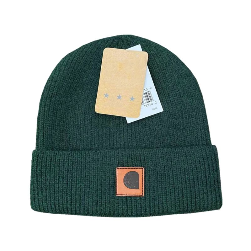 Designer winter skullcap fashionable unisex knitted beanie hat designer luxury hat suitable for men and women to wear in autumn and winter warm trendy hat