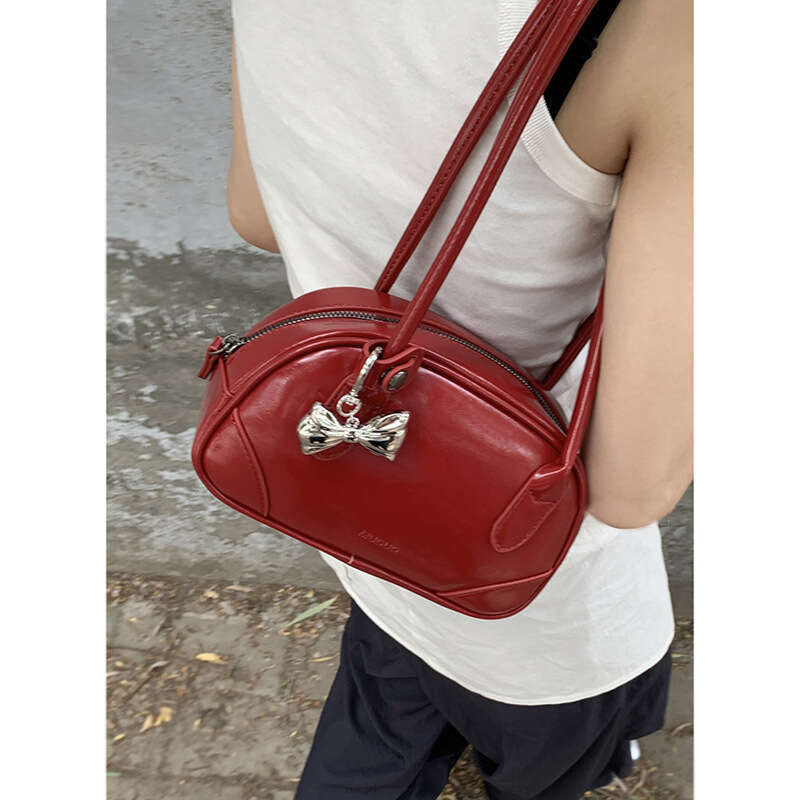 Niche Handheld Bowling for Women 2025 New Underarm Single Shoulder Red Wedding Bag