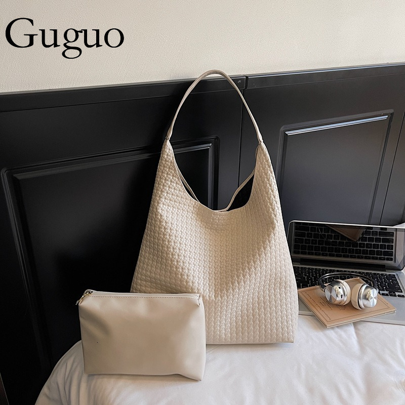 Guguo Designer Bag Vintage Large Capacity Bag Luxury Bag For Women 2025 Trendy Fashion New Simple Shoulder Bag Woven Pattern Casual Commuter Tote Bag