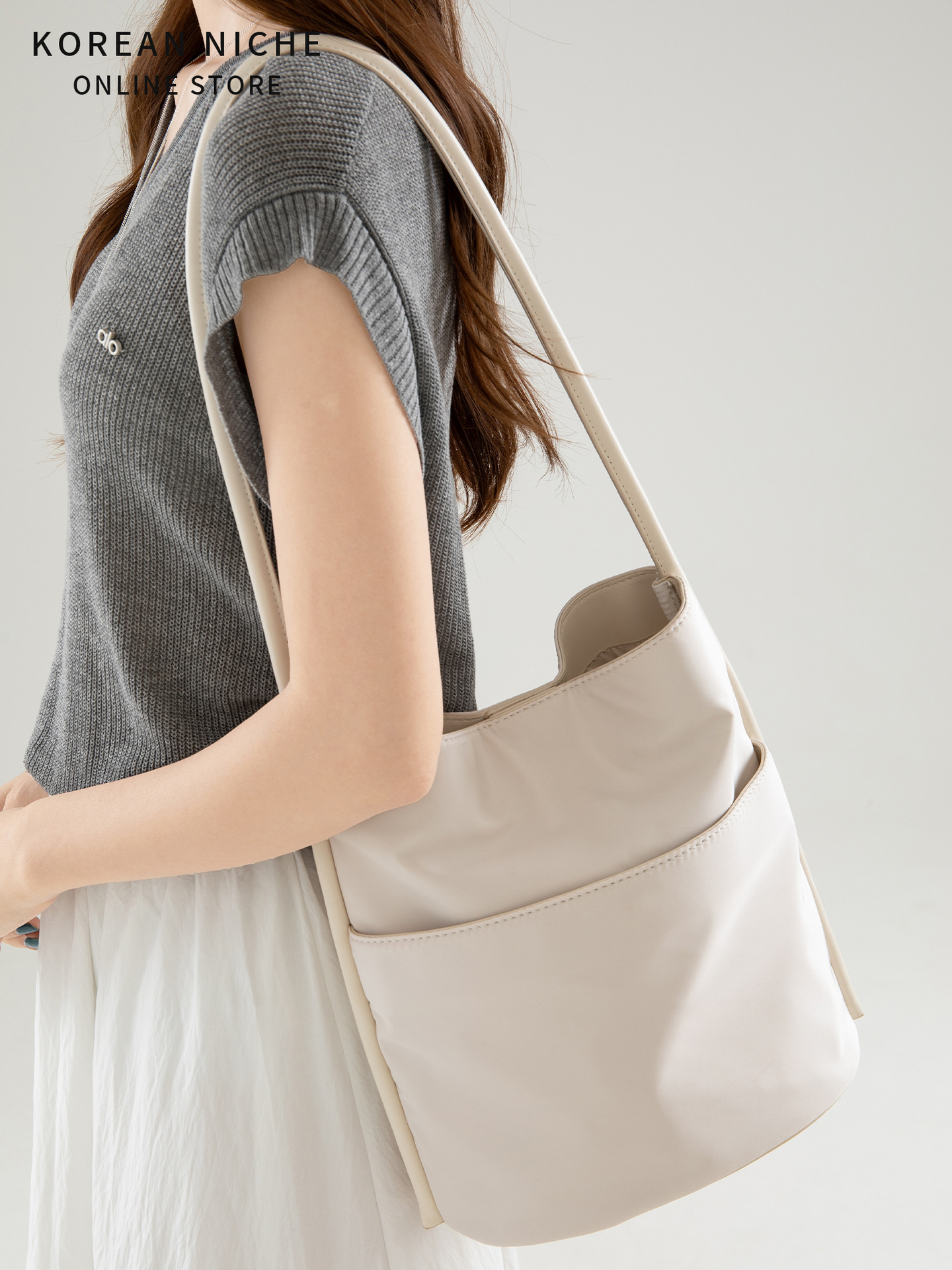 Korean-Style Niche Design Nylon Bucket For Women New Style Fashionable Versatile Casual Commuting Handbag And Shoulder Bag