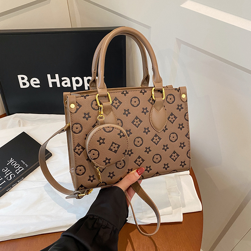 Fashion women's tote bag 2025 new high-quality printed versatile outdoor commuting handbag hot selling single shoulder crossbody bag multiple col