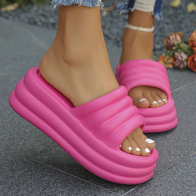 Chunky Platform Slippers for Women 2024 Summer Comfort Soft Sole Beach Shoes Slides Woman Thick Bottom Non-Slip Sandals Ladies ddmypanda