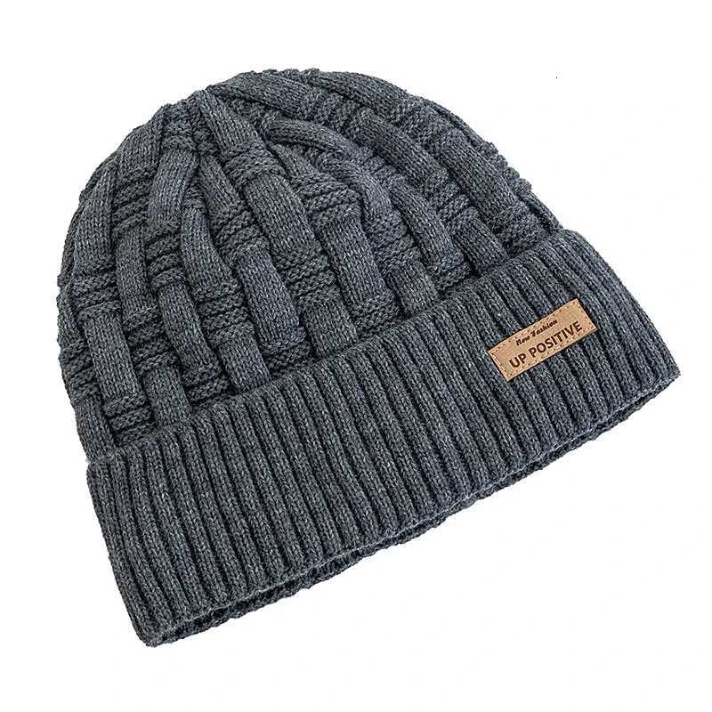 New Unisex Labal Winter Hats Outdoor Knitted Hats For Men Wen Beanie C P Fur Li Warm Sports Hats Y250920