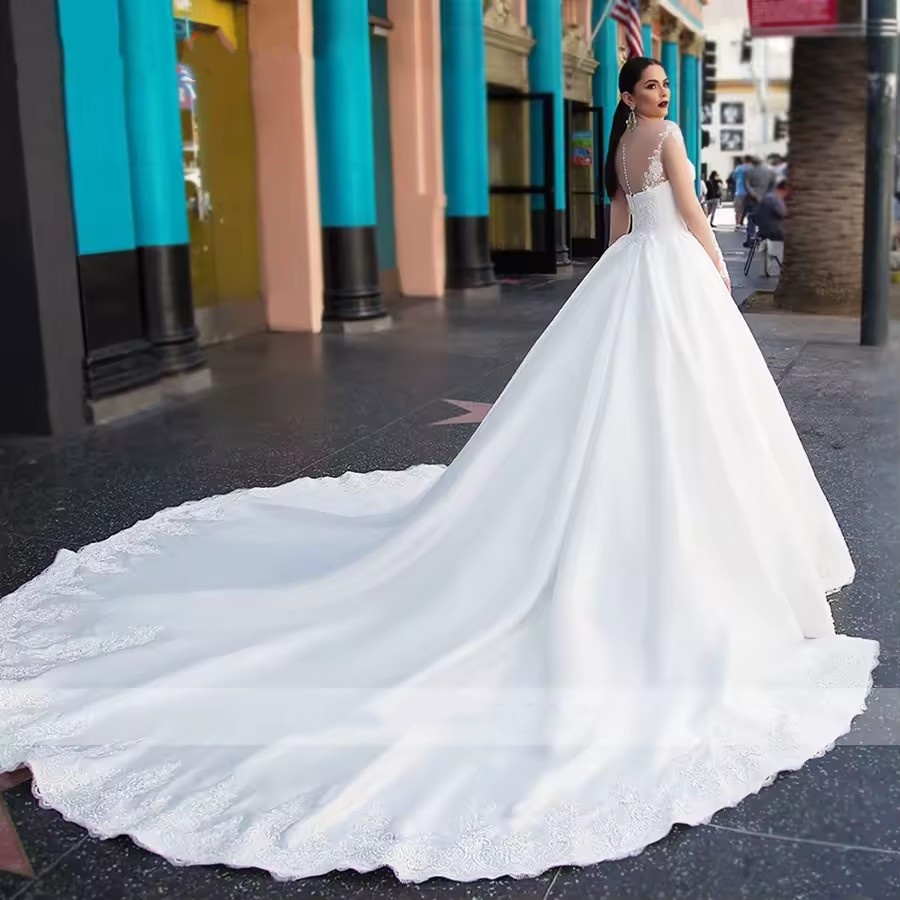 Elegant Mermaid Wedding Dress O-Neck Long Sleeves Lace Appliques Floor Length Bridal Gown Illusion Vestidos De Novia