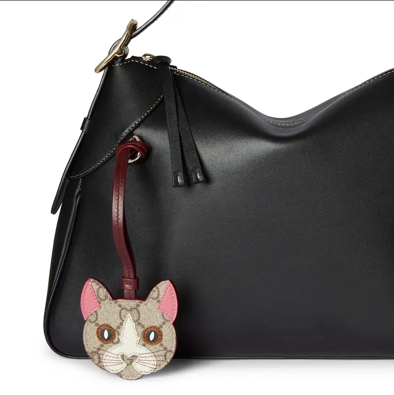 Top Designer keychains for women/men pet dog upscale leather keychain rings bag charm Keychains car key accessories 424