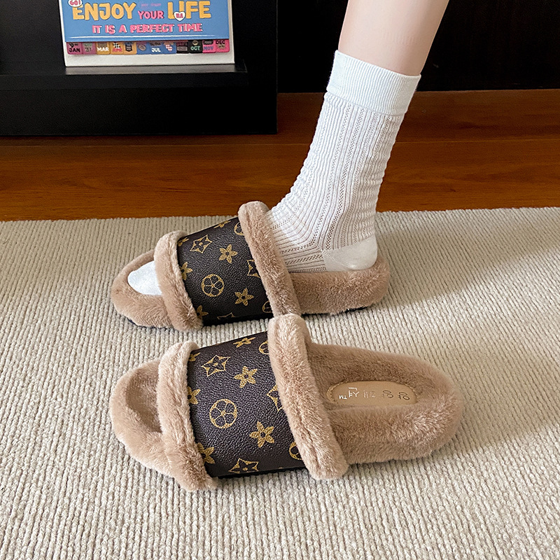 Hot new free shipping designer slippers for womens cotton slippers brown beige black khaki Flat bottomed casual versatile with thick velvet and warm c