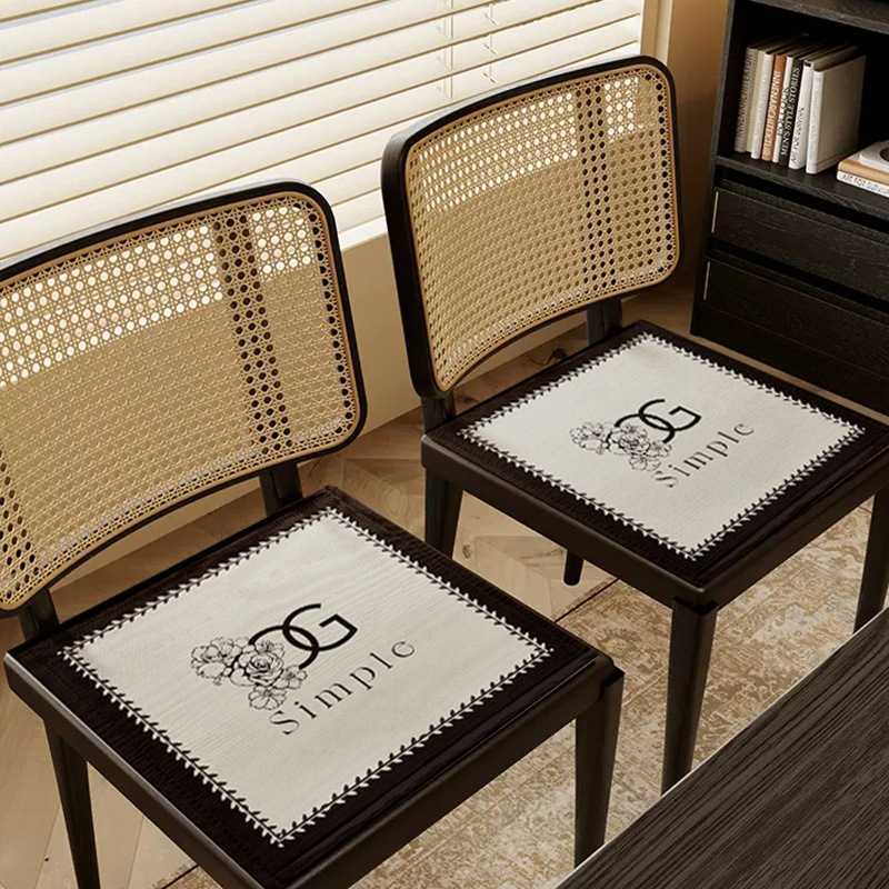 Four Seasons Universal Ice Silk Seat Cushion Chair Pad Stool Office Long Sitting Artifact Seat Cushion Dining Chair Pad C250922