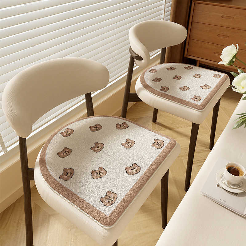 Cartoon Office Chair Cushion Washable StainResistant with Lock Edge Winter Insulation HorseshoeShaped Faux Cashmere Chair Seat Cushion C250922