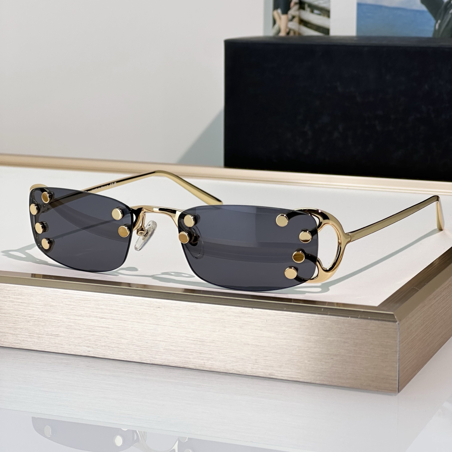 Sunglasses For Men Women Fashion C57S Summer Designer Stylish High Street Hip Hop Style Anti-Ultraviolet UV400 Retro Metal Square Frameless Glasses Random Box 57
