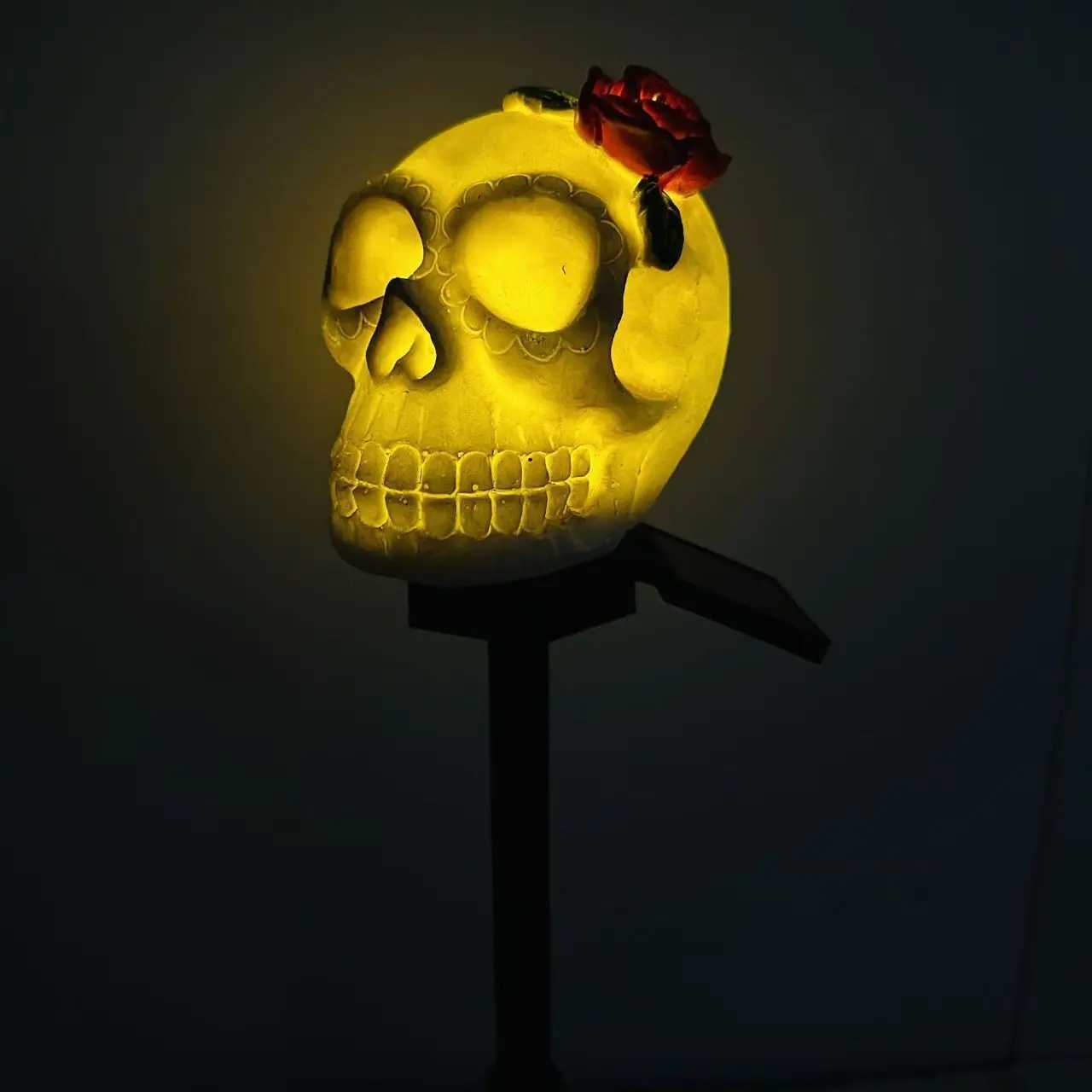 LED Halloween Skull Solar Light Resin Lamp Decoration Holiday House Skull Ground Mounted Lantern Ornament Gift Skull C250922
