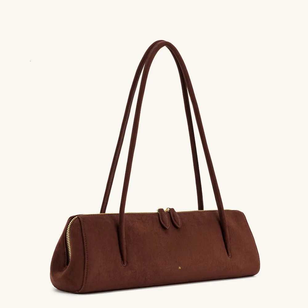 JW PEI Baguette Bag Womens Nova French Niche Retro Underarm Bag Highend Simple Shoulder Bag W250922