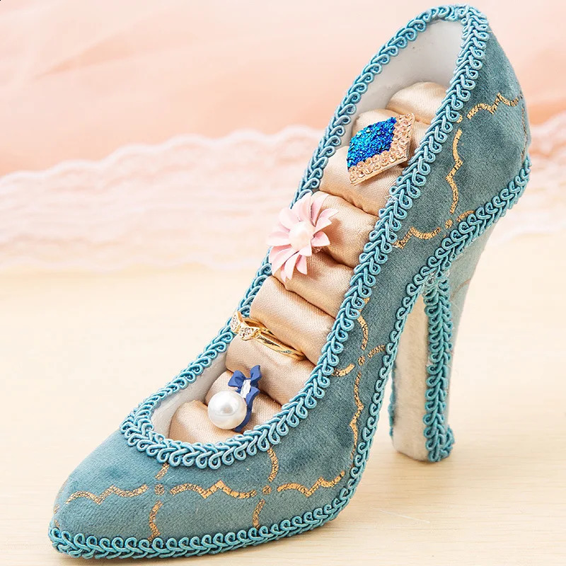 Valentines Day Retro European Personalized High Heels Ring Seat Peacock Blue Bronzing Jewelry Rack Display Stand Wedding Gifts 250922