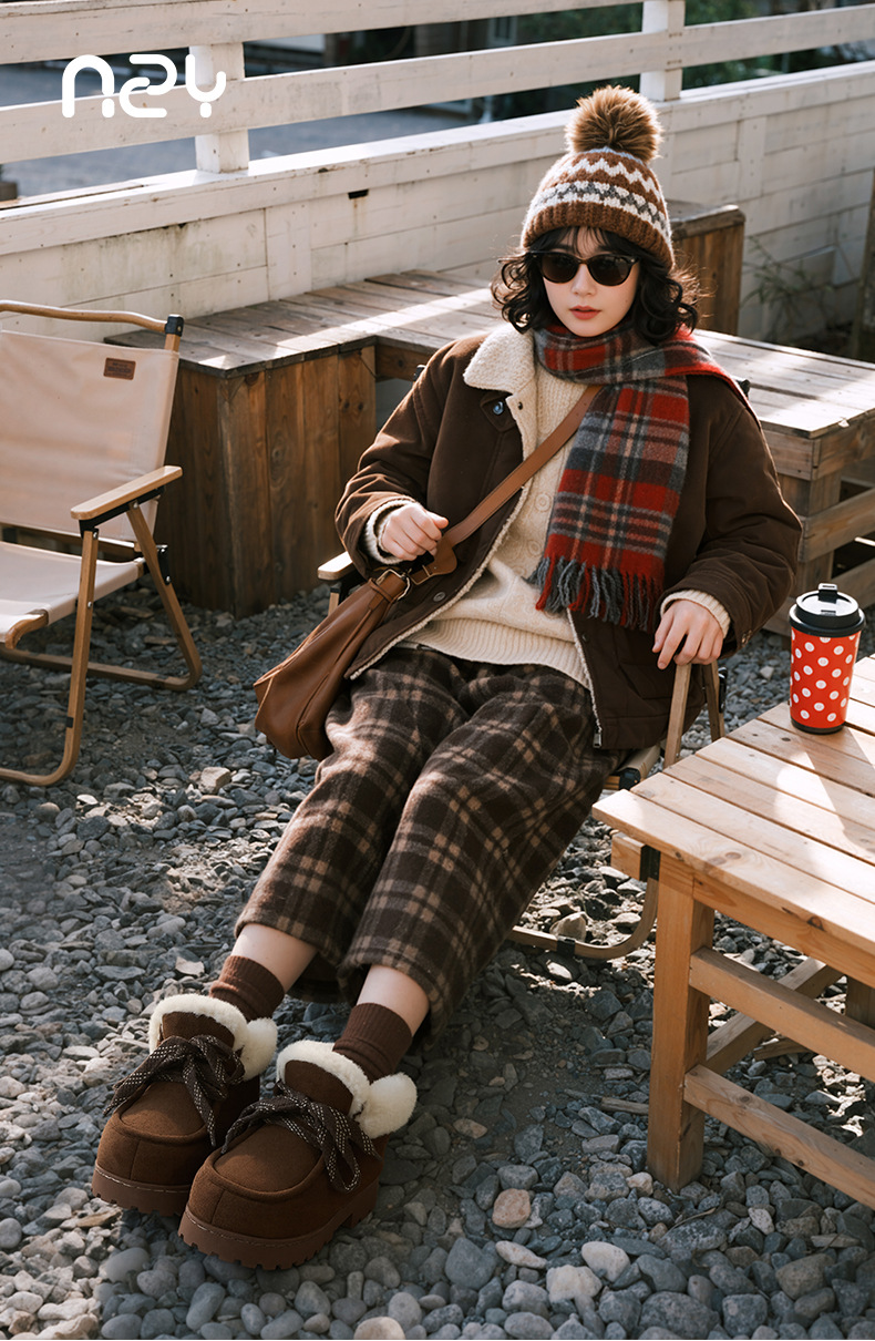 Women's Snow Boots - Winter Korean Style Thick Sole Elevated Wear-Resistant Fleece-Lined Warm Ankle-Wrapping Cotton Shoes for Ladies