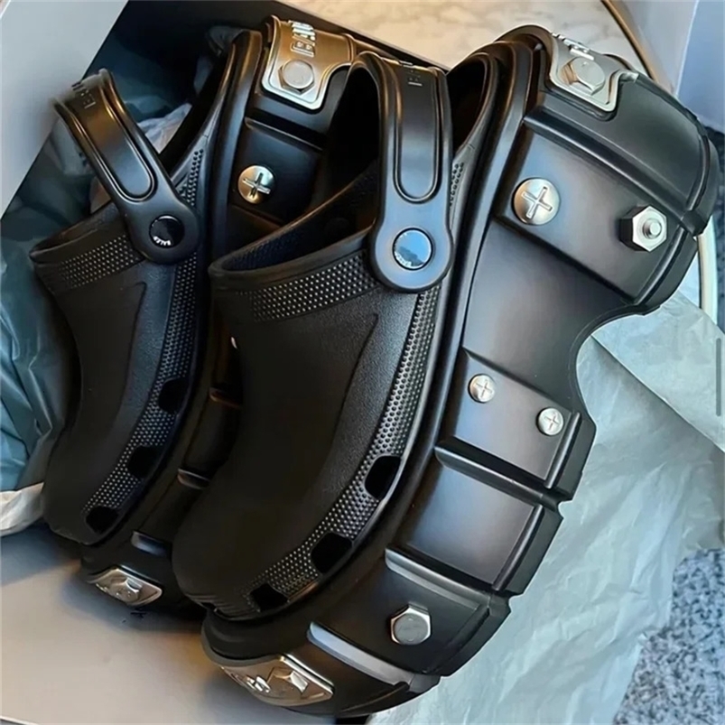 Summer Women Slippers Punk Rivets Platform Slippers Creative Metal Fittings Chunky Casual Shoes Female Loafers Outdoor Slides 240514