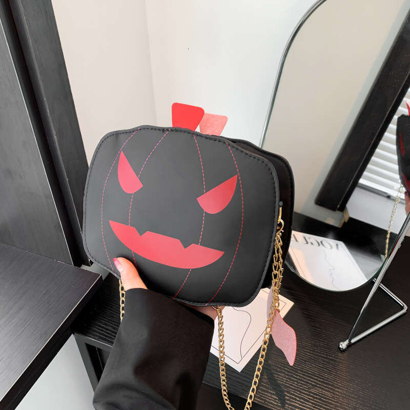 Halloween Quirky Pumpkin 2023 New Fashion Color-Block Personality Creative Trendy Single-Shoulder Women's Cartoon Crossbody Bag