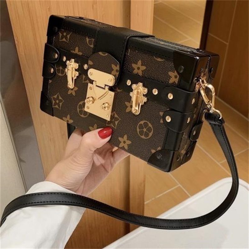 Designer bag free shipping Vintage printed women's box bag new light luxury small square bag single shoulder cross body bag