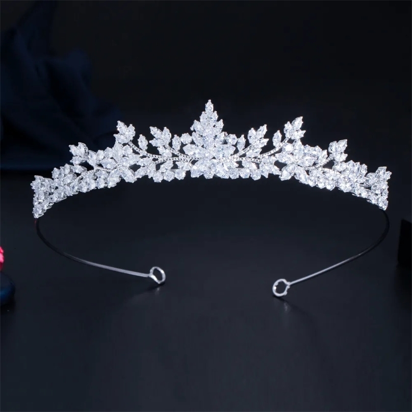 Headbands ThreeGraces Sparkling White Cubic Zirconia Elegant Flower Queen Crowns Tiaras Wedding Hair Accessories Jewelry for Brides HA027 231102