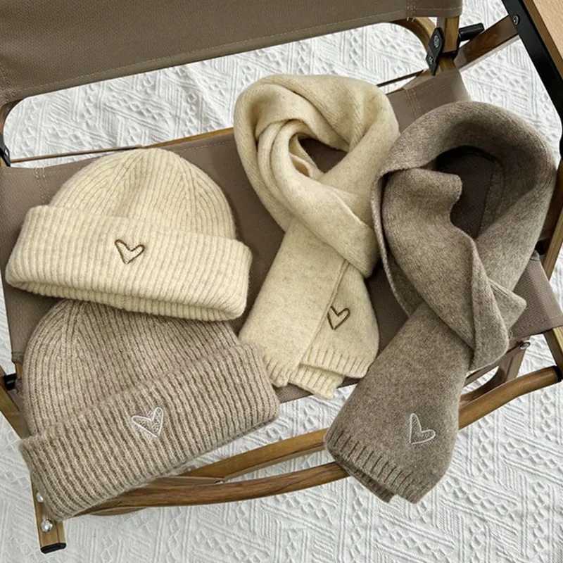 Solid Color Kids Knitted Hat Scarf Love Heart Embroidery Autumn Winter Warm Baby Beanie Outdoor Anticold Boys Girls Cap Scarves Z251029