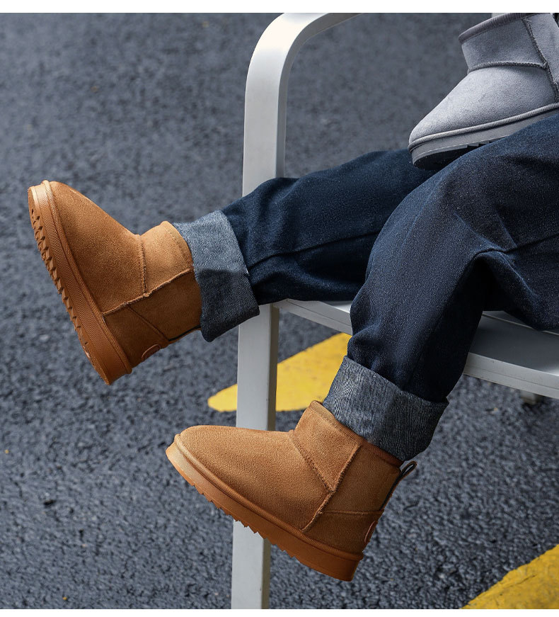 2025 Autumn Winter Versatile New Boys Girls Soft Sole Snow Boots Children Fashion Warm Cotton Shoes Simple Design Plush Lined Extra Thick Comfortable 