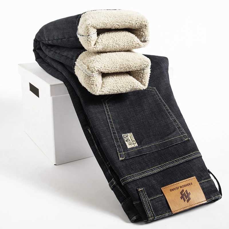 Winter Lamb Fluff Denim Straight Pants Men Thicken Big Size 40 Jeans High Waist Stretch Jeansy Fleece Lined Warm Slim Vaqueros L250923