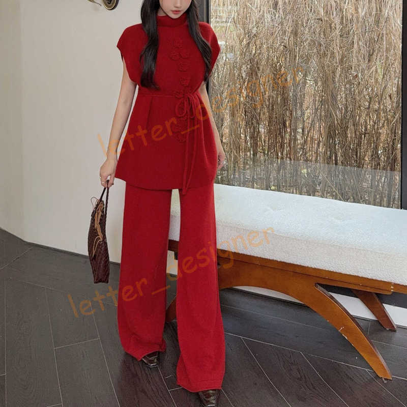 Designer Women's Tracksuits 25Ss Early Autumn Sleeveless wool Knitted Set 3D flower decorated high neck sweater Elastic waist straight leg pants for women SML
