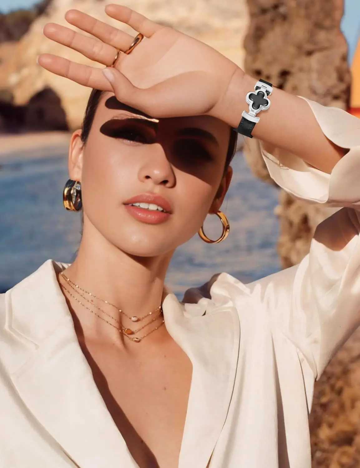 Luxury Fashion Leather Strap For Watch Band 49 44 45 42 40 46 41mm Magnetic Bracelet Correa wan IWatch tra Series10 9 8 7 SE Y250923aw