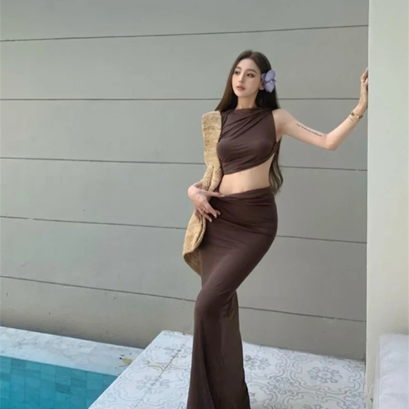 Sweet Girl Suit Womens Summer Retro Coffee Sleeveless Tank Top Wrapped Hip long Skirt Two-piece Set fashion female clothes 240820