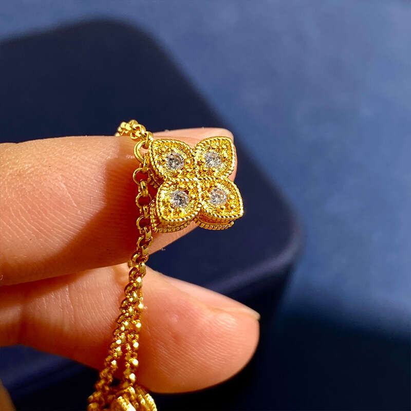 Live Jewelry Korean INS Niche Design Four-Leaf RC Geometric Rhombus Four-Petal Flower Bracelet for Women