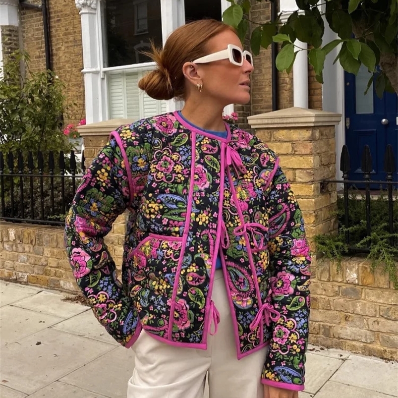 Fashion Women Floral Print Lace Up Cotton Coat Lady Chic Long Sleeved O-neck Pockets Quilted Jacket Autumn Female Warm Outerwear 240819