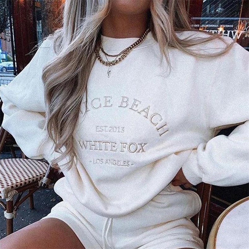 Letter Embroidery White Crewneck Sweatshirt Women Winter Tops Oversized Cool Girls Streetwear Korean Fashion Pullover Casual 240827